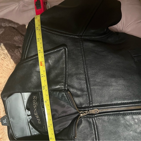 Leather bomber jacket - Picture 6 of 7